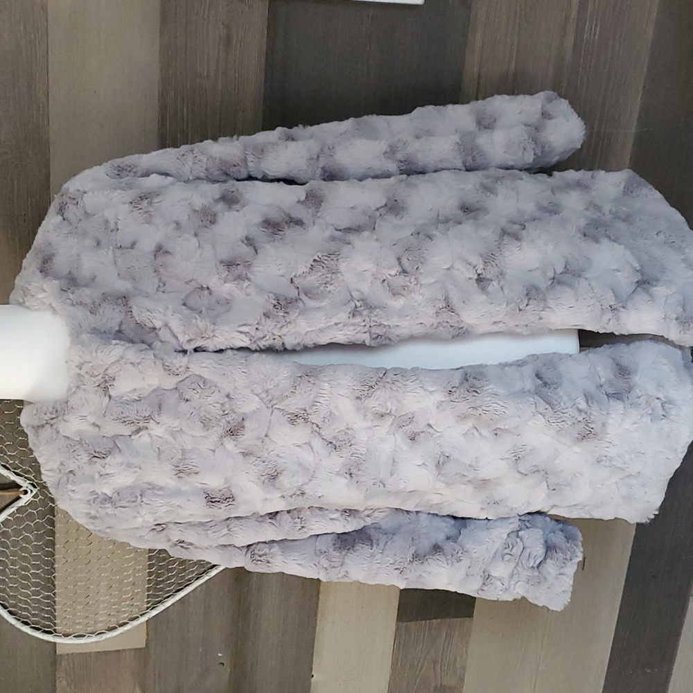 Sadie&Sage Faux Fur Coat